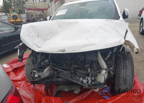 2020 Jeep Grand Cherokee Limited 4X2 z USA, uszkodzony, nr VIN 1C4RJEBG2LC265095